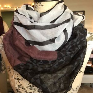 Infinity scarf